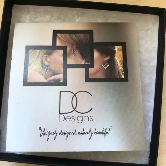 Brand new in box never worn DC designs earrings - Picture 4 of 6